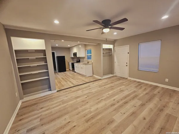 $700 | 1026 San Angelo, Unit 1, San Antonio, TX 78201