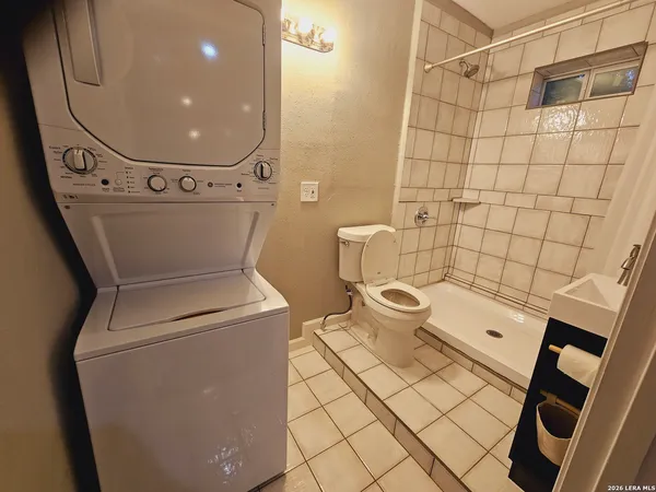 $700 | 1026 San Angelo, Unit 1, San Antonio, TX 78201