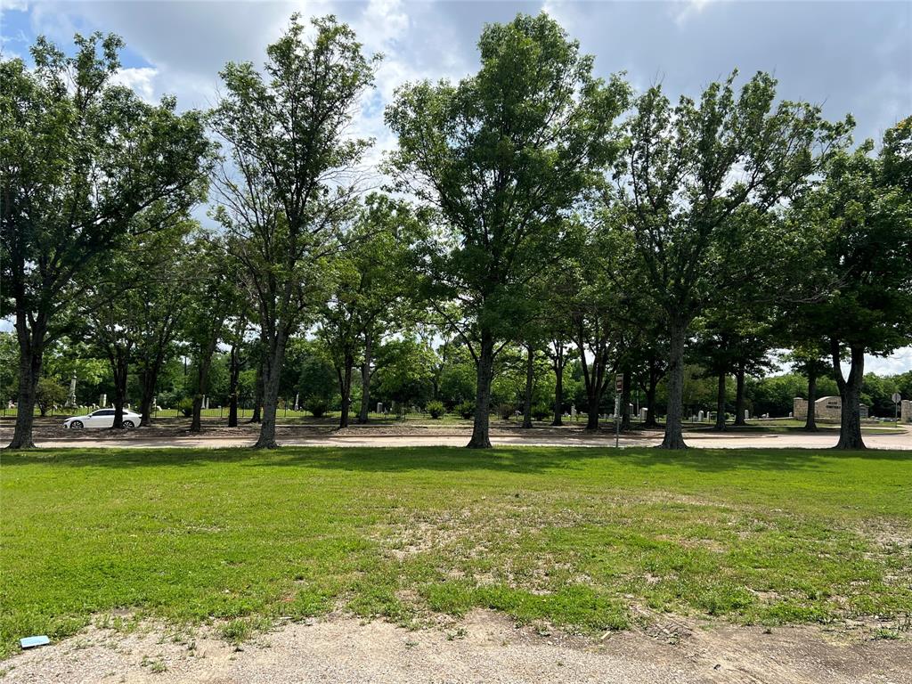 402 East Main Street Allen, TX 75002 - Photo 1 of 2 View towards McDermott