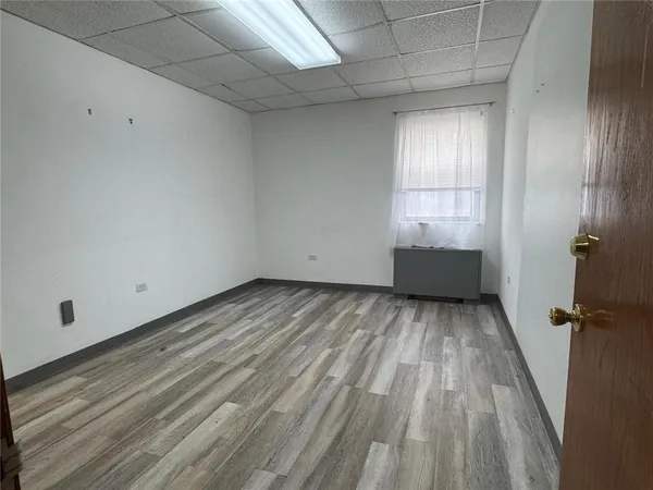 $990 | 4101 Brownsville Road, Pittsburgh, PA 15227