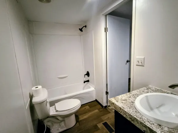 $1,350 | 715 Windwood Drive, Livingston, TX 77351