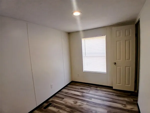 $1,350 | 715 Windwood Drive, Livingston, TX 77351