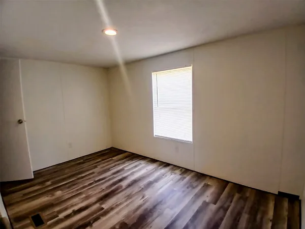 $1,350 | 715 Windwood Drive, Livingston, TX 77351