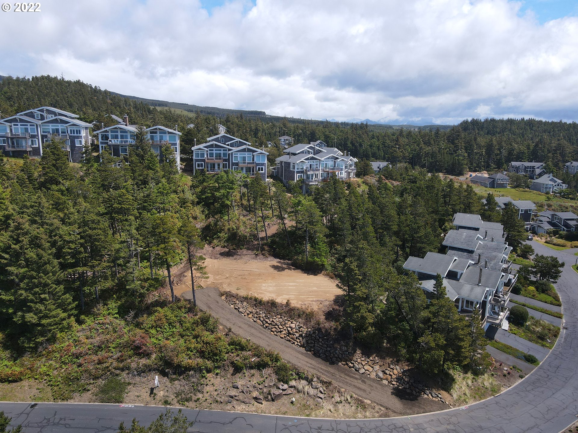 Capes Drive, Unit 39J Tillamook, OR 97141 - Photo 4 of 19 a view of a city