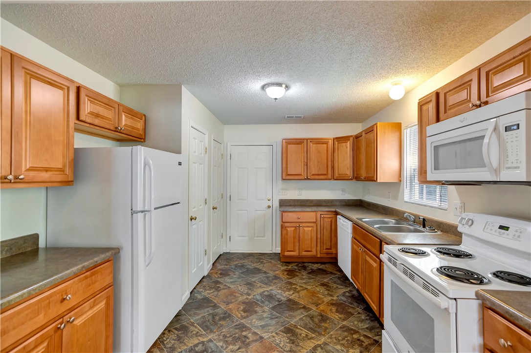 110 Rudolph Court Anderson, SC 29625 - Photo 7 of 23 Kitchen