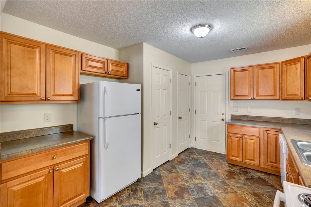 110 Rudolph Court Anderson, SC 29625 - Photo 10 of 23 Kitchen