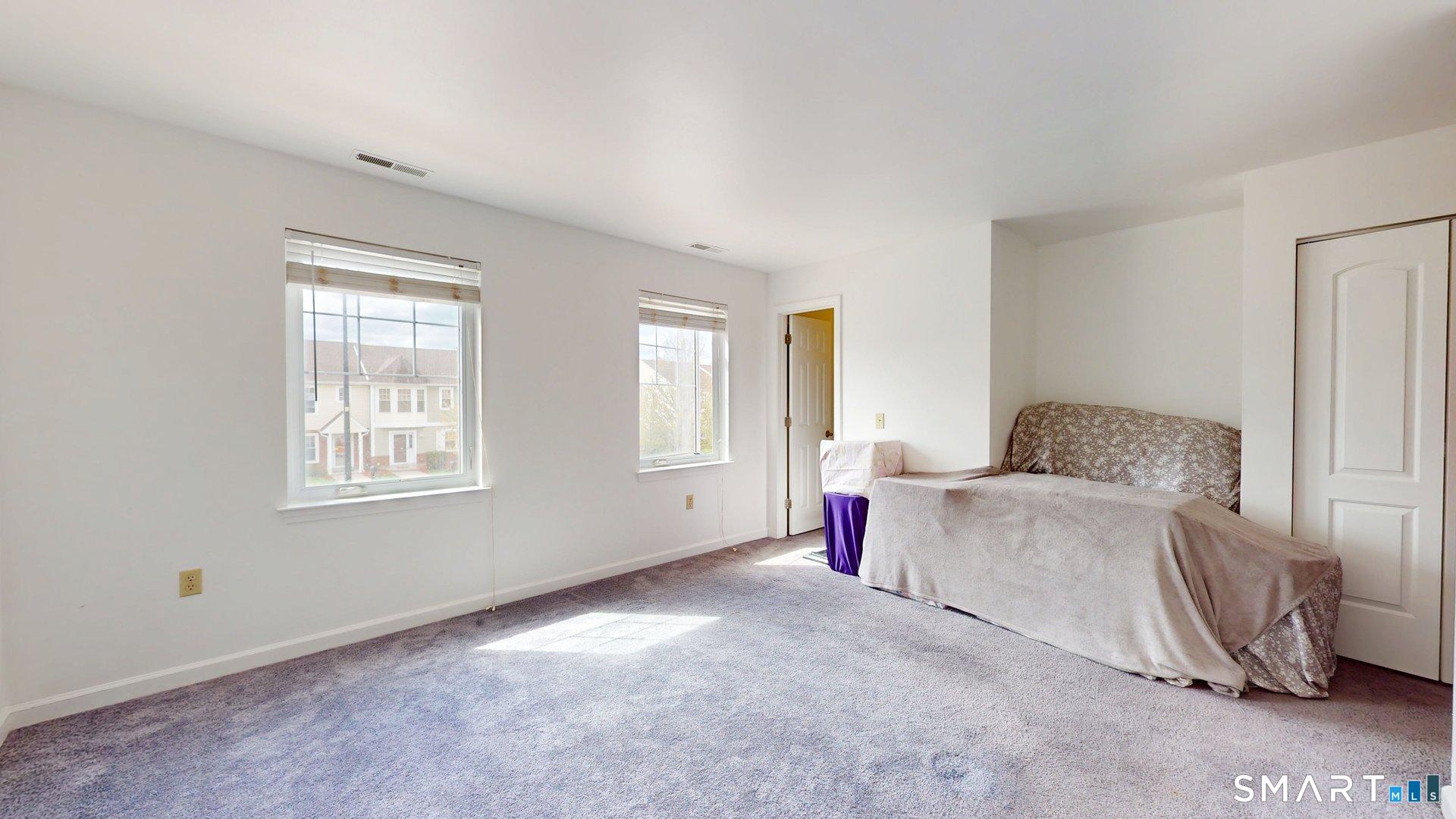 64 Osten Boulevard, Unit 64 Hartford, CT 06106 - Photo 17 of 40