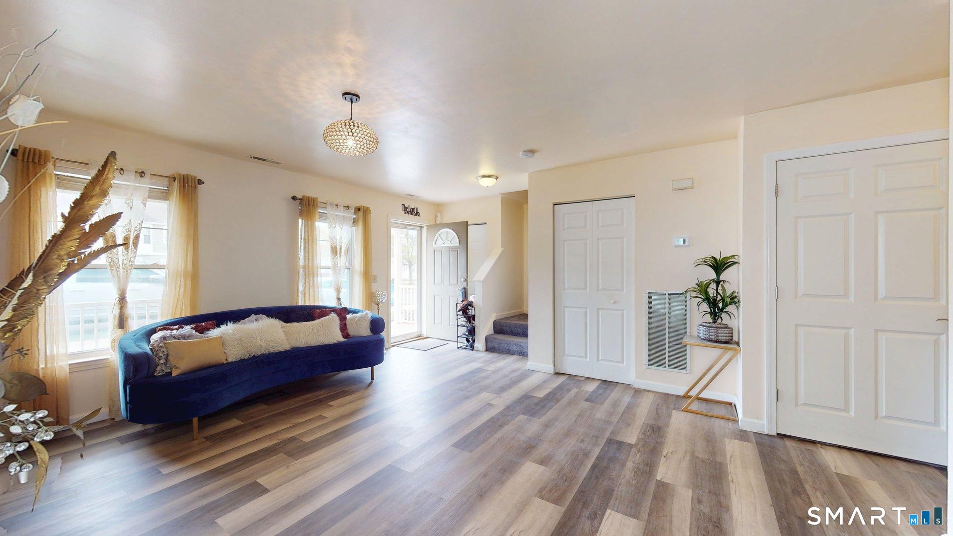 64 Osten Boulevard, Unit 64 Hartford, CT 06106 - Photo 2 of 54