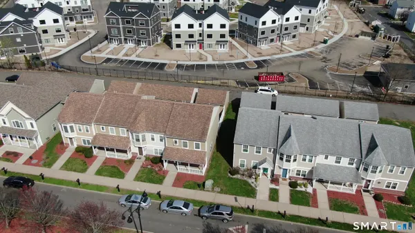 $244,900 | 64 Osten Boulevard, Unit 64, Hartford, CT 06106