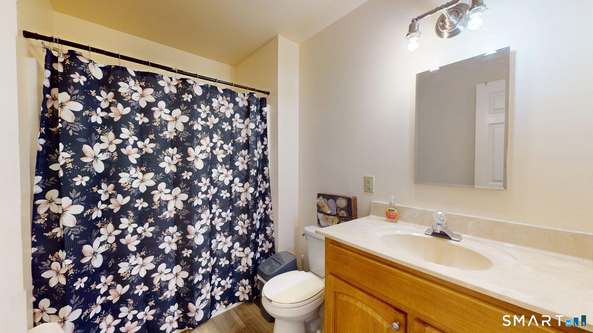 64 Osten Boulevard, Unit 64 Hartford, CT 06106 - Photo 41 of 54