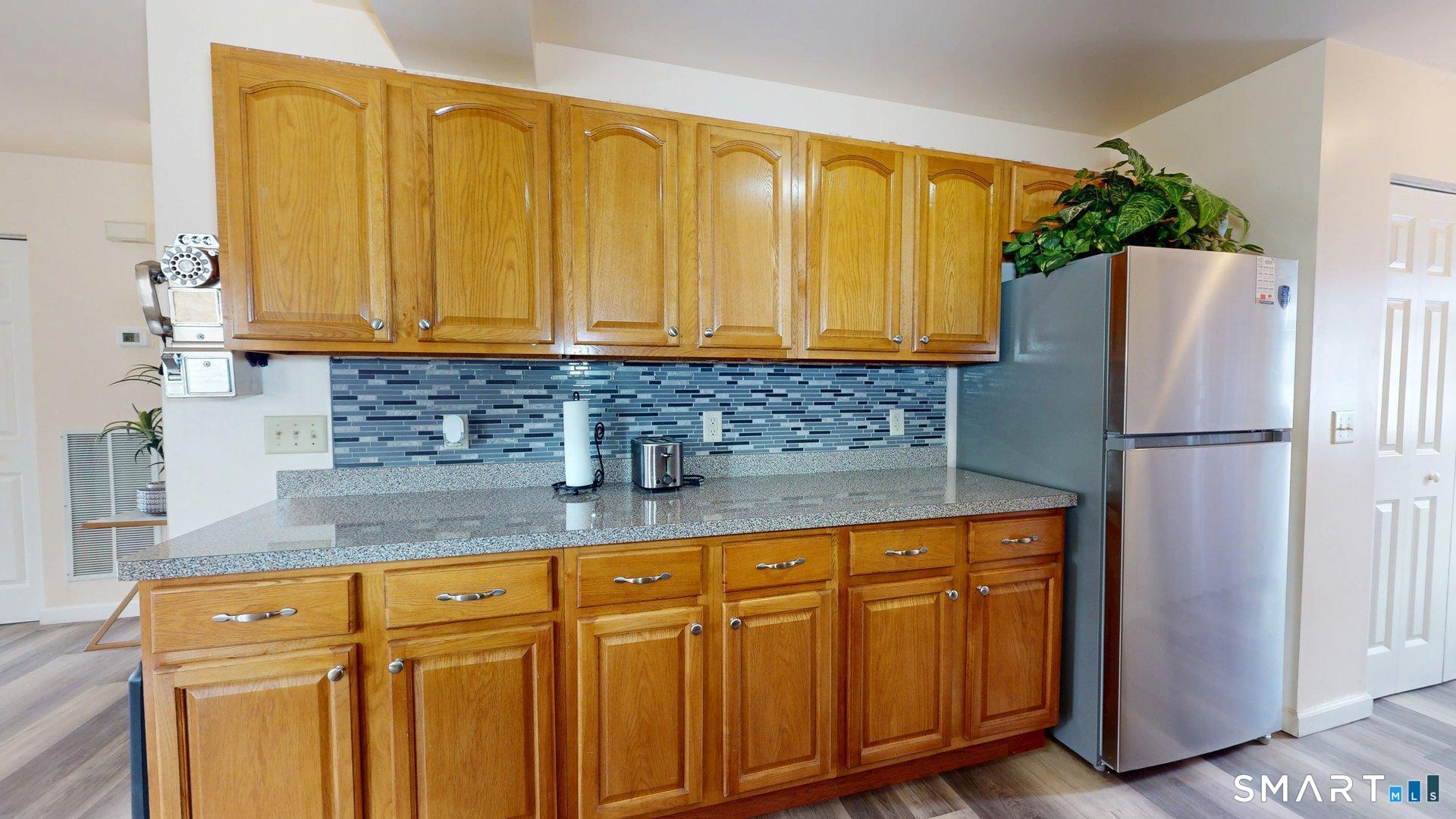 64 Osten Boulevard, Unit 64 Hartford, CT 06106 - Photo 5 of 40