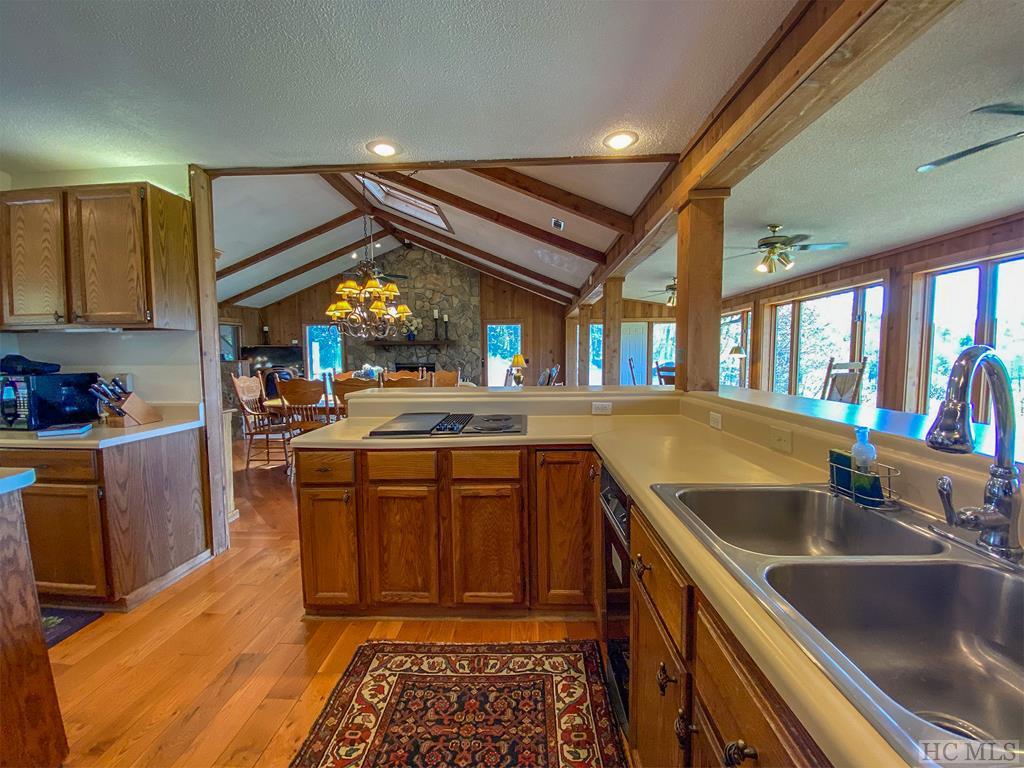 294 Ridgepole Drive Sky Valley, GA 30537 - Photo 19 of 51 Gallery Image 19