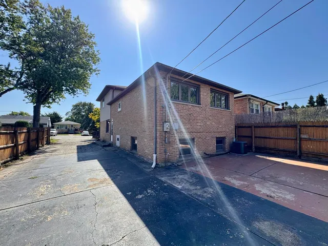 $305,000 | 3836 West 115th Place, Alsip, IL 60803
