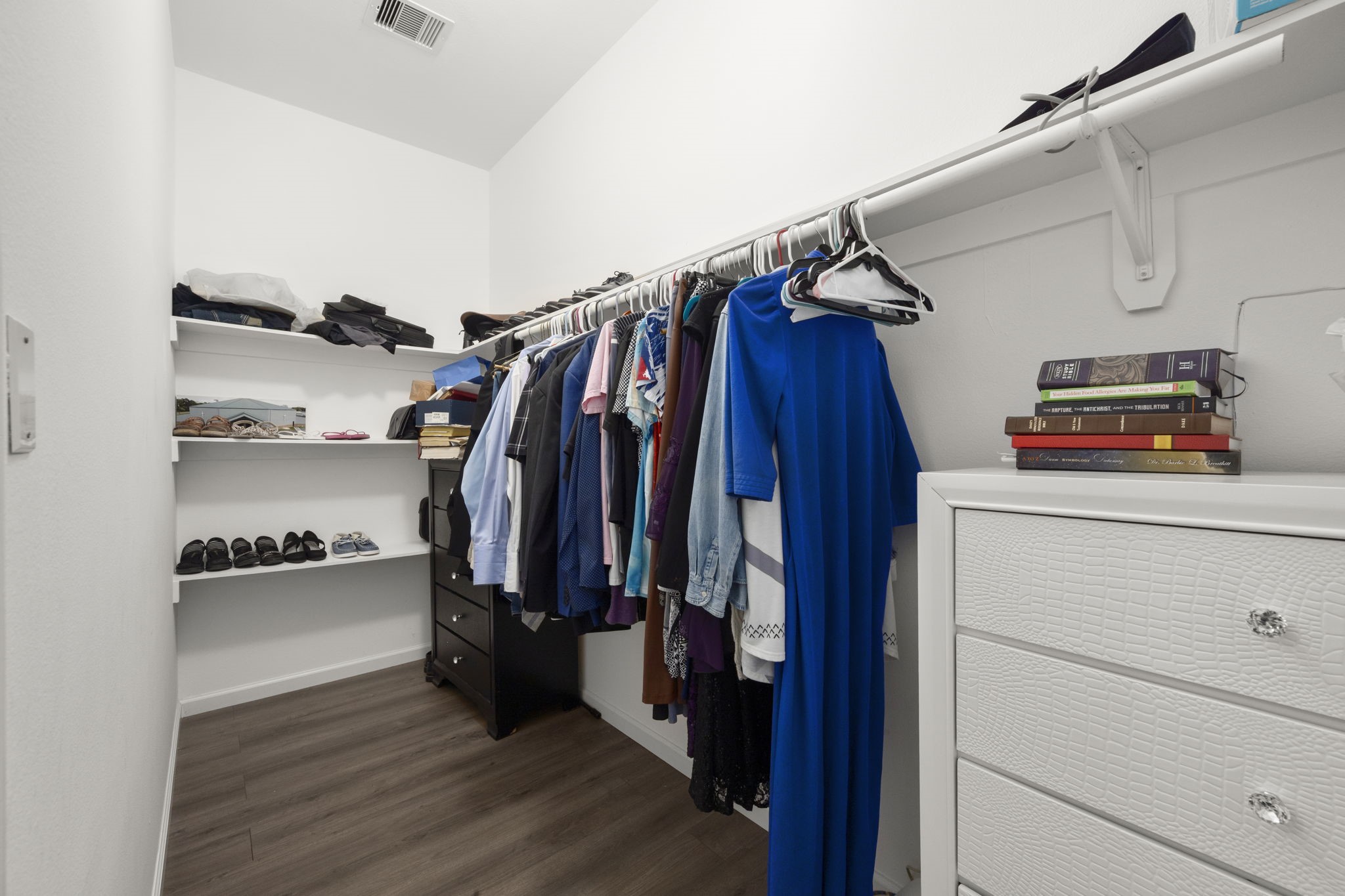 10871 Coaster Lane Conroe, TX 77306 - Photo 12 of 37 1 of 2 walk in closets.