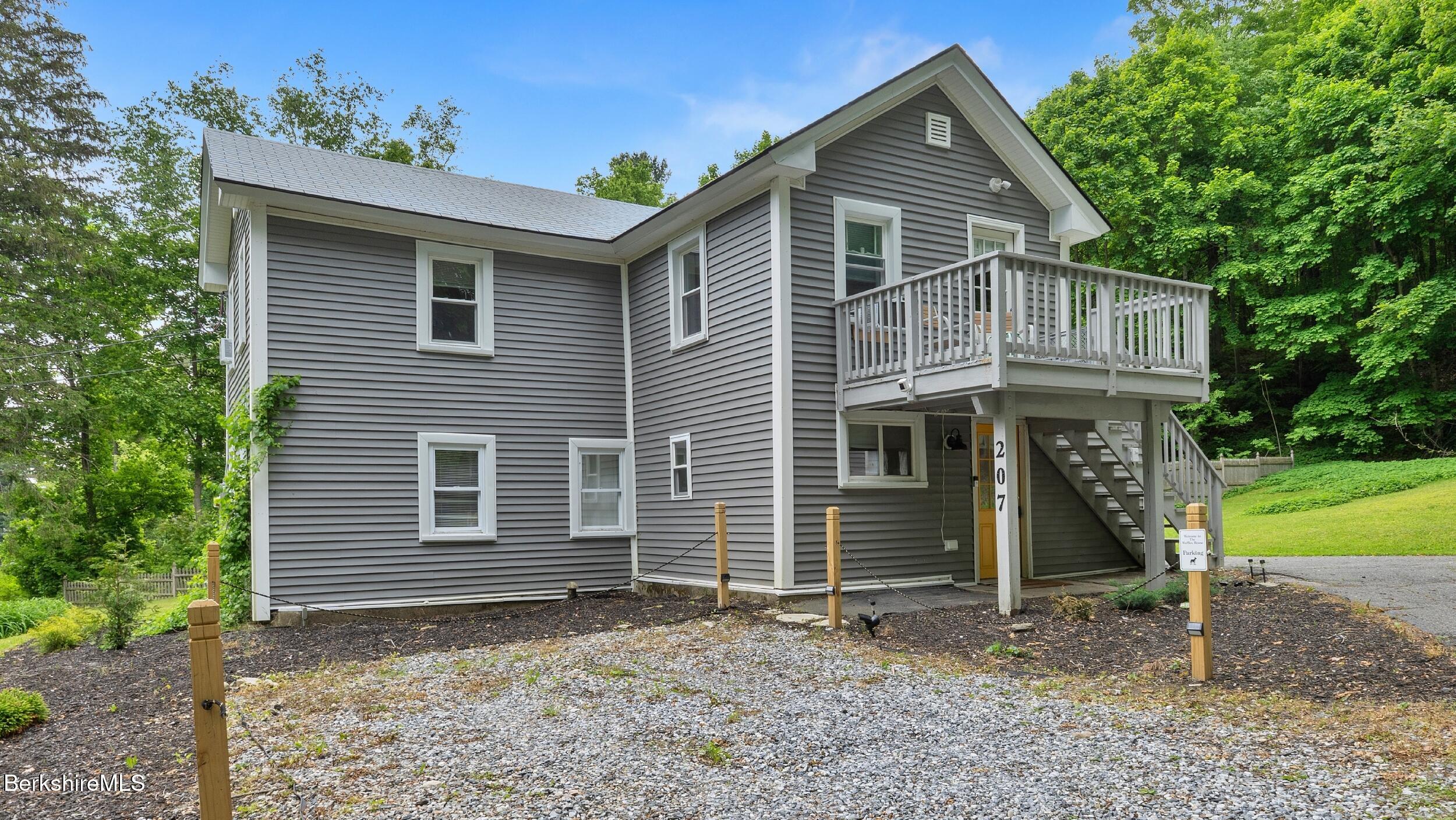 207 South Mountain Road Pittsfield, MA 01201 - Photo 25 of 29 Exterior