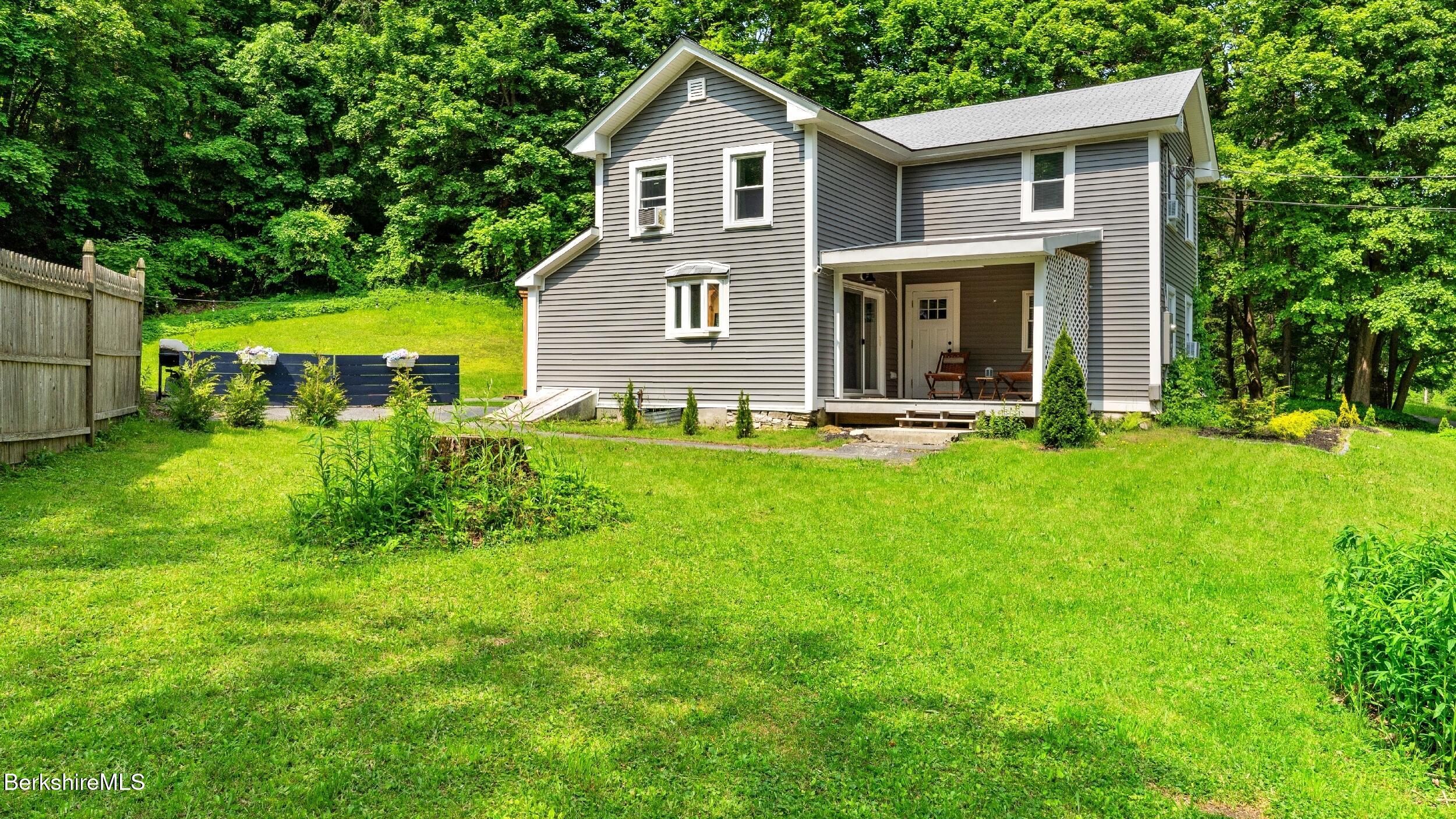 207 South Mountain Road Pittsfield, MA 01201 - Photo 28 of 29 Exterior