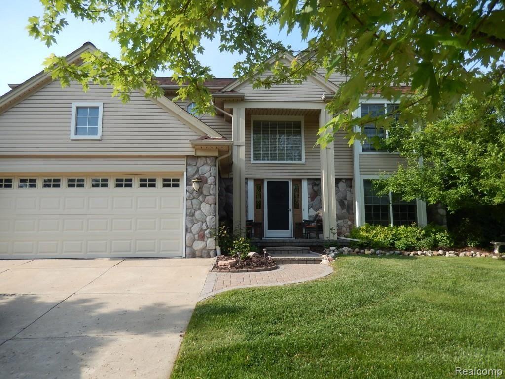 1007 Pointe Pl Boulevard Rochester, MI 48307 - Photo 1 of 18