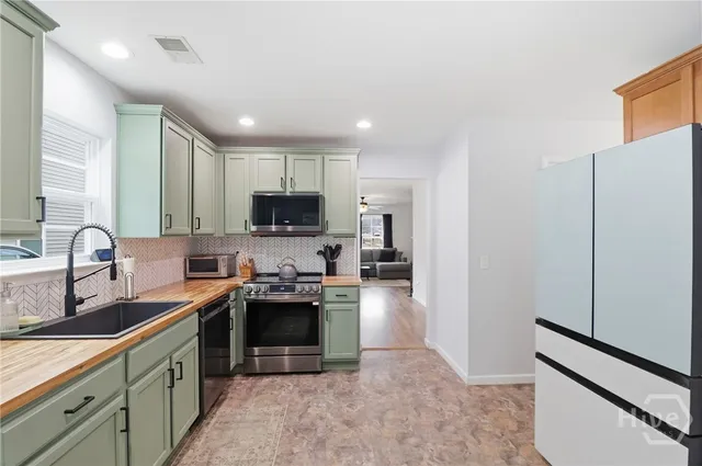 $320,000 | 30 Westbourne Way, Savannah, GA 31407