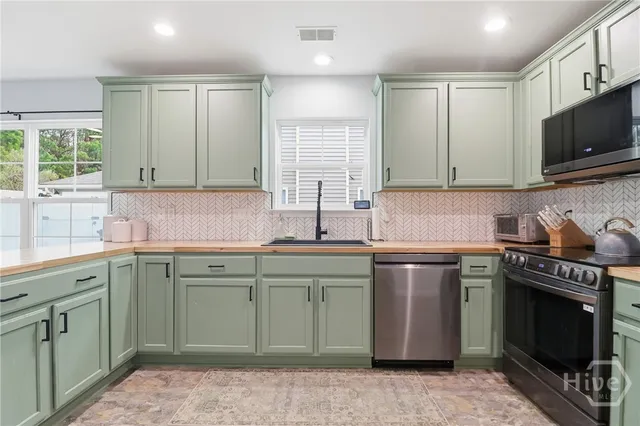 $320,000 | 30 Westbourne Way, Savannah, GA 31407