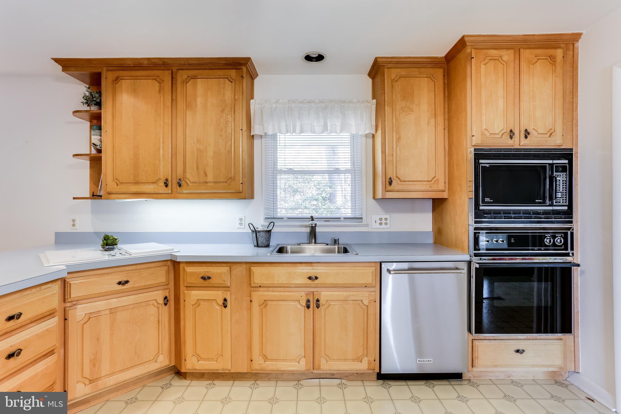 231 Riverside Drive Annapolis, MD 21409 - Photo 9 of 63 Gallery Image 9