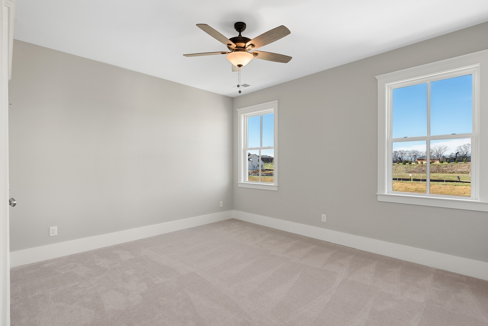 636 Conifer Drive Spring Hill, TN 37174 - Photo 32 of 40 Gallery Image 32