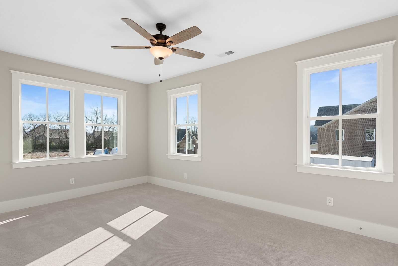 636 Conifer Drive Spring Hill, TN 37174 - Photo 38 of 40 Gallery Image 38