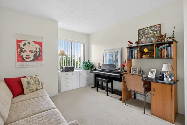 $275,000 | 6940 Southeast Constitution Boulevard, Unit 201, Hobe Sound, FL 33455