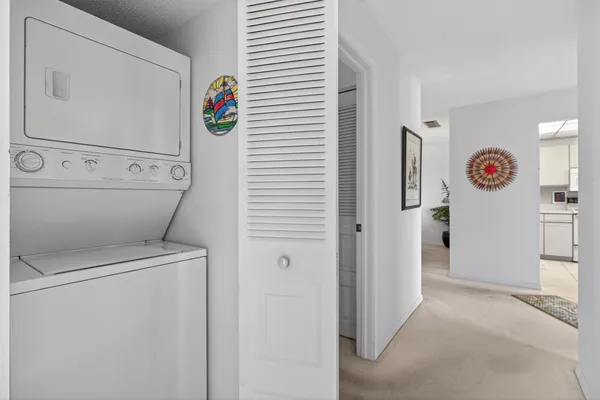 $275,000 | 6940 Southeast Constitution Boulevard, Unit 201, Hobe Sound, FL 33455