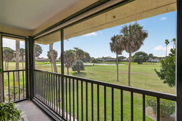 $275,000 | 6940 Southeast Constitution Boulevard, Unit 201, Hobe Sound, FL 33455