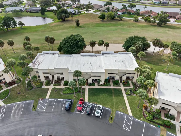 $275,000 | 6940 Southeast Constitution Boulevard, Unit 201, Hobe Sound, FL 33455