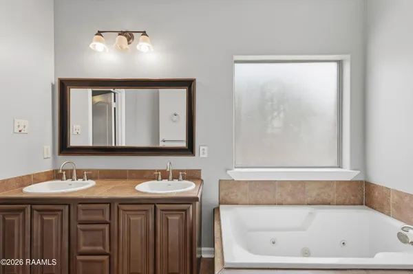 $259,000 | 416 Hillbrooke Drive, Broussard, LA 70518