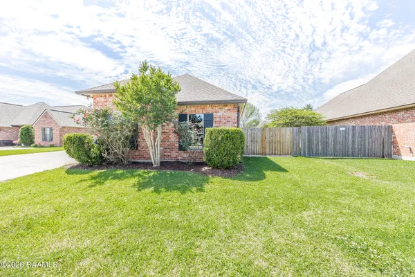 $259,000 | 416 Hillbrooke Drive, Broussard, LA 70518