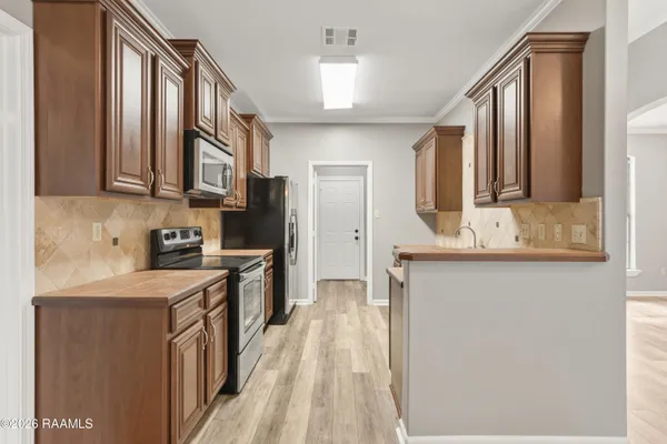 $259,000 | 416 Hillbrooke Drive, Broussard, LA 70518