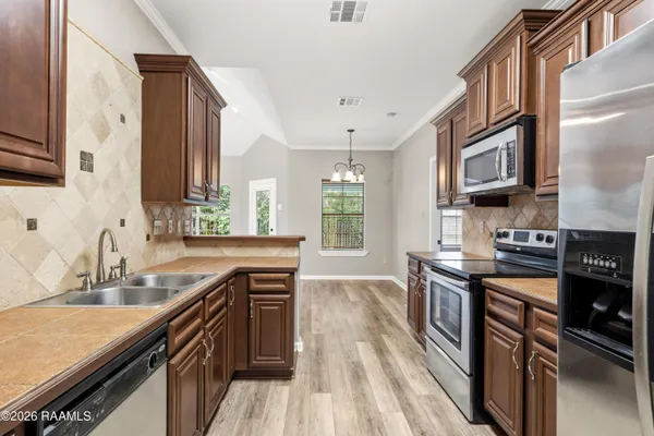 $259,000 | 416 Hillbrooke Drive, Broussard, LA 70518