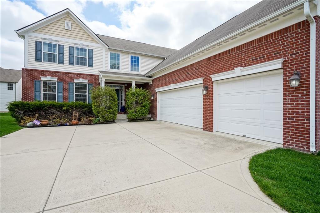 12233 Wolverton Way Fishers, IN 46037 - Photo 3 of 54 Gallery Image 3