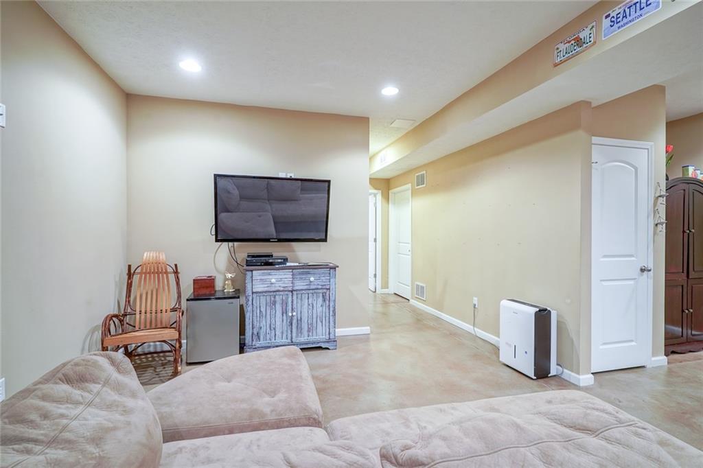 12233 Wolverton Way Fishers, IN 46037 - Photo 42 of 54 Gallery Image 42