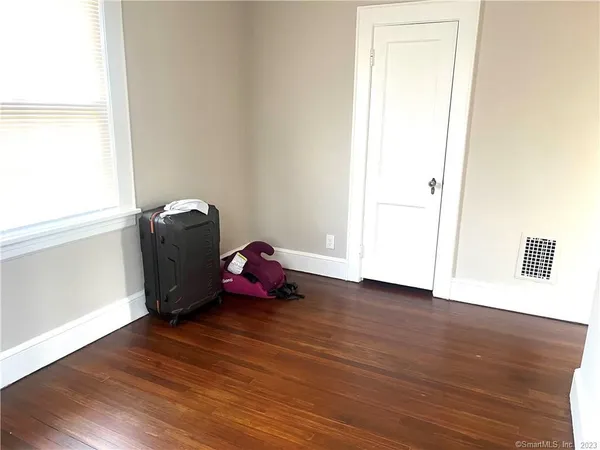 $3,300 | 231 Nichols Avenue, Stratford, CT 06614