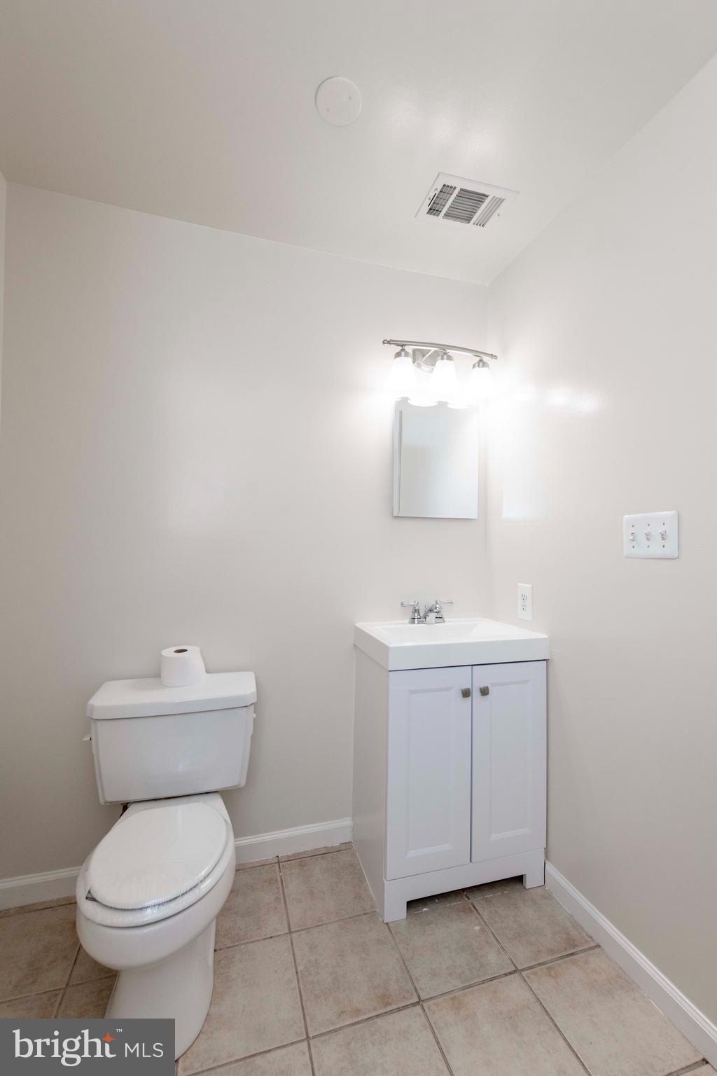 715 Kingfisher Road Deale, MD 20751 - Photo 35 of 53 In-Law Apartment bath