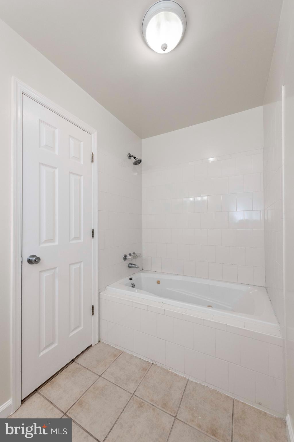 715 Kingfisher Road Deale, MD 20751 - Photo 36 of 53 In-Law Apartment bath