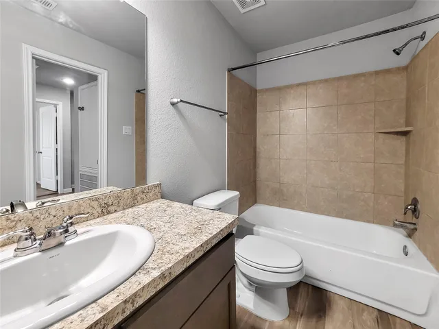 $1,200 | 2851 Golf Crest Drive, Wharton, TX 77488