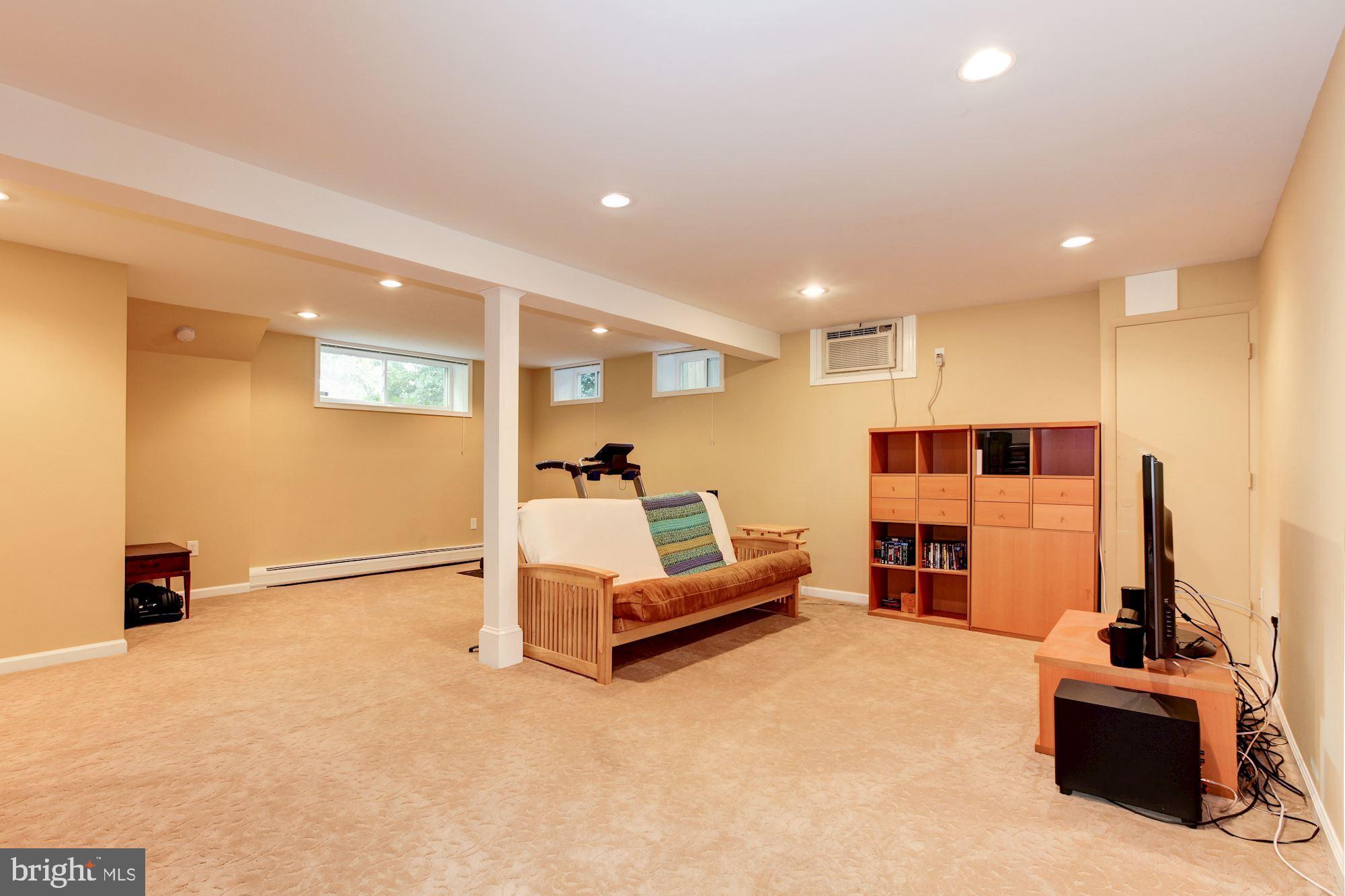 1301 Ruppert Road Silver Spring, MD 20903 - Photo 24 of 32