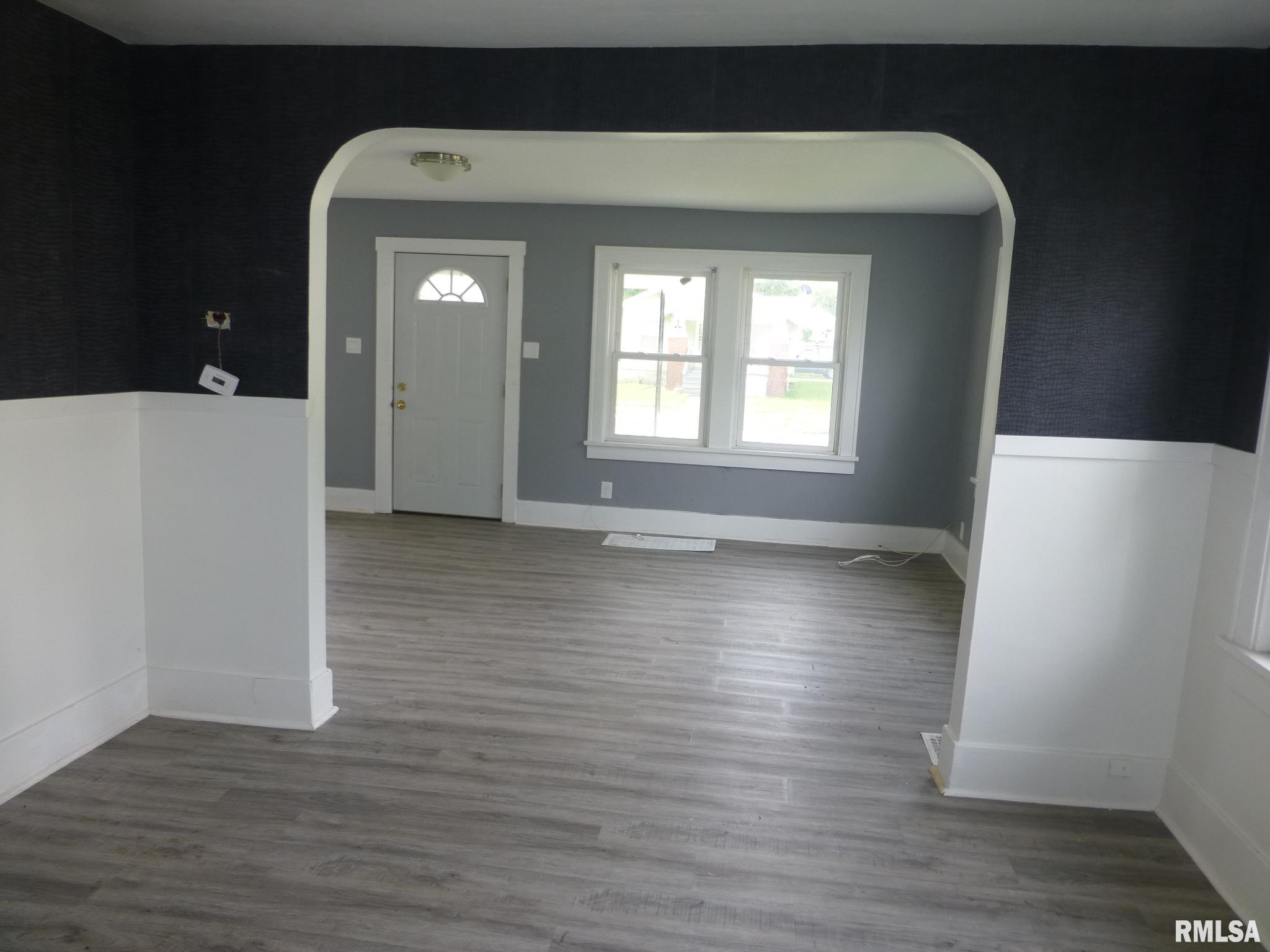 794 West Waggoner Street Decatur, IL 62526 - Photo 14 of 30