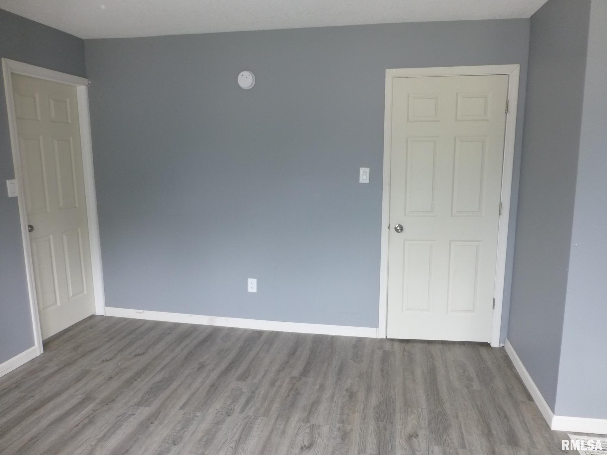 794 West Waggoner Street Decatur, IL 62526 - Photo 23 of 30