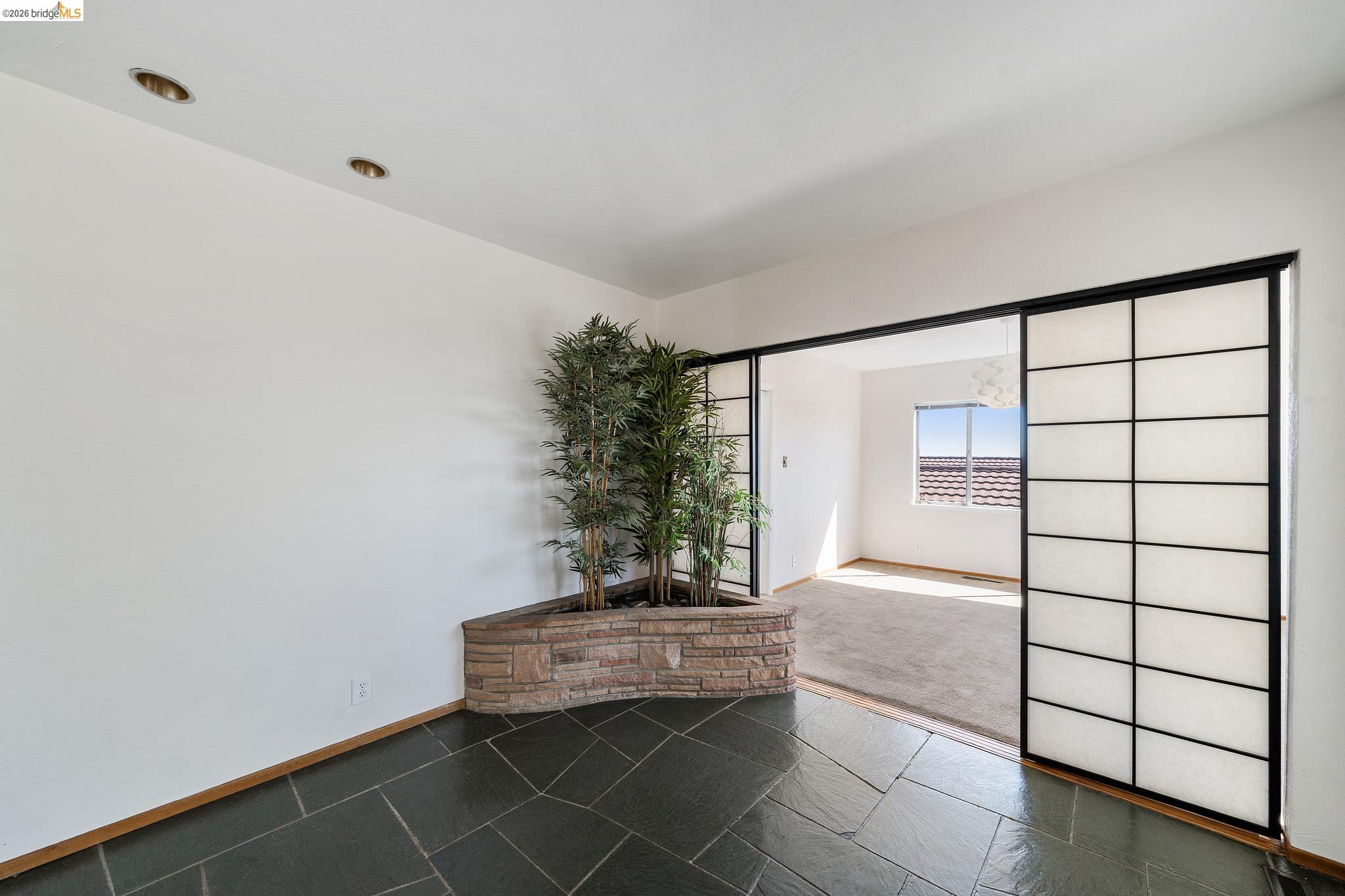4120 Rhoda Avenue Oakland, CA 94602 - Photo 7 of 29