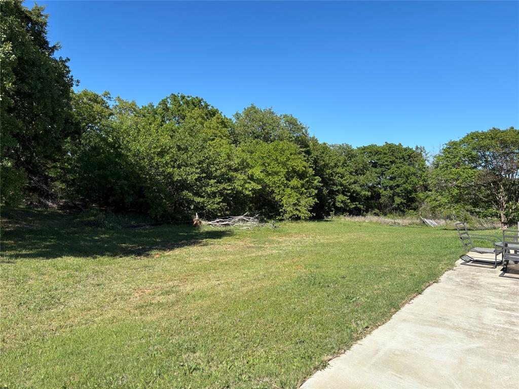 5355 Banks Road Fort Worth, TX 76140 - Photo 8 of 24 a view of outdoor space and yard
