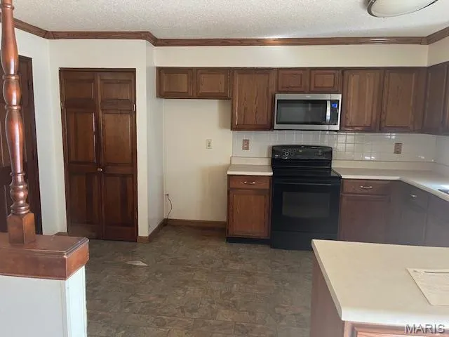 $296,500 | 4691 Kellykris Drive, St. Charles, MO 63304