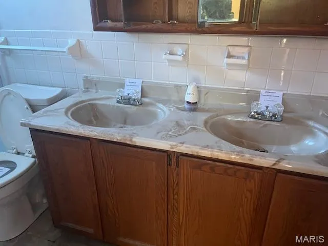 $296,500 | 4691 Kellykris Drive, St. Charles, MO 63304