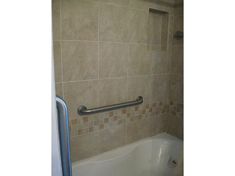 7341 Griffith Road Indianapolis, IN 46227 - Photo 13 of 22 Gallery Image 13