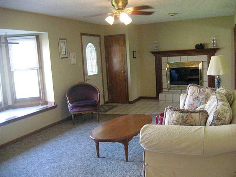 7341 Griffith Road Indianapolis, IN 46227 - Photo 5 of 22 Gallery Image 5