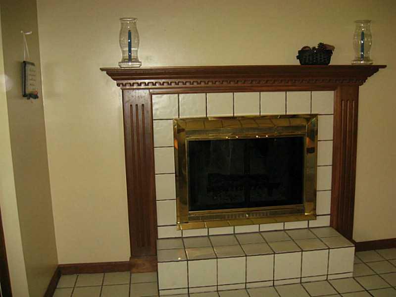 7341 Griffith Road Indianapolis, IN 46227 - Photo 6 of 22 Gallery Image 6